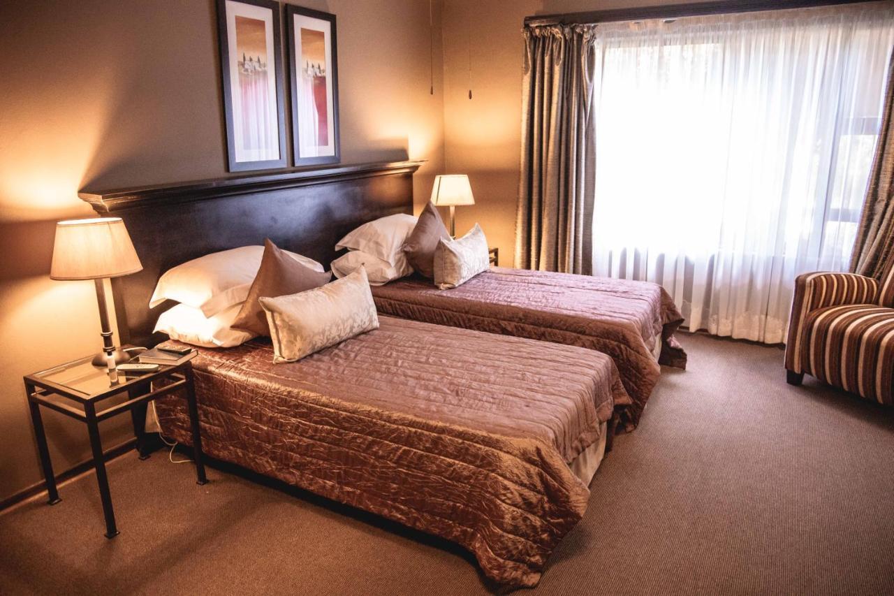 Bass Lake Country Lodge Pretoria-Noord Buitenkant foto