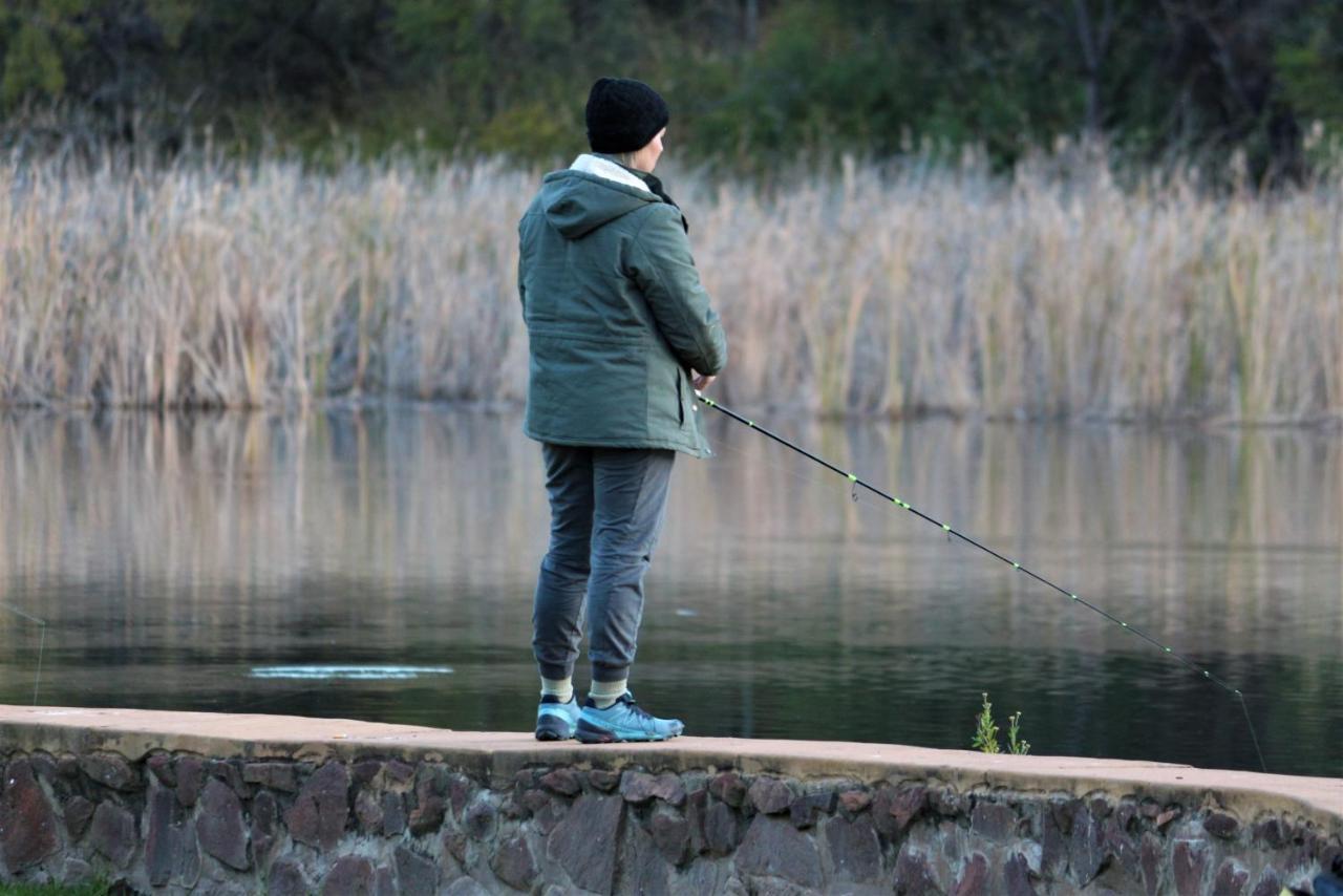 Bass Lake Country Lodge Pretoria-Noord Buitenkant foto